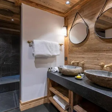 Le Domaine Chic